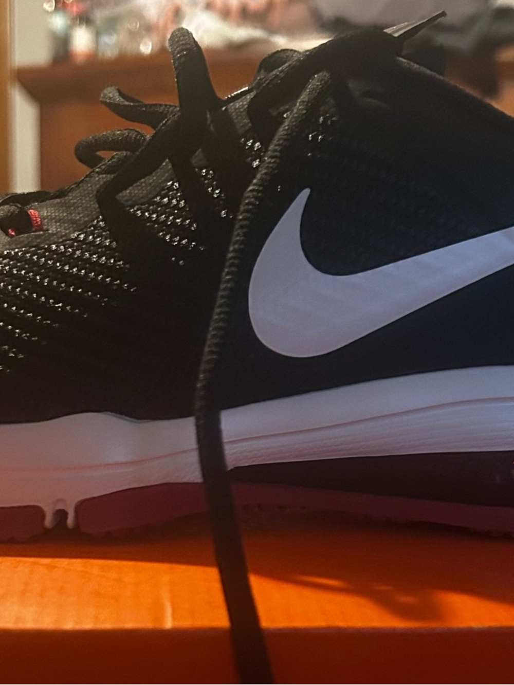 Nike Air Max Full Ride TR 1.5 Black Sneakers with Red soles